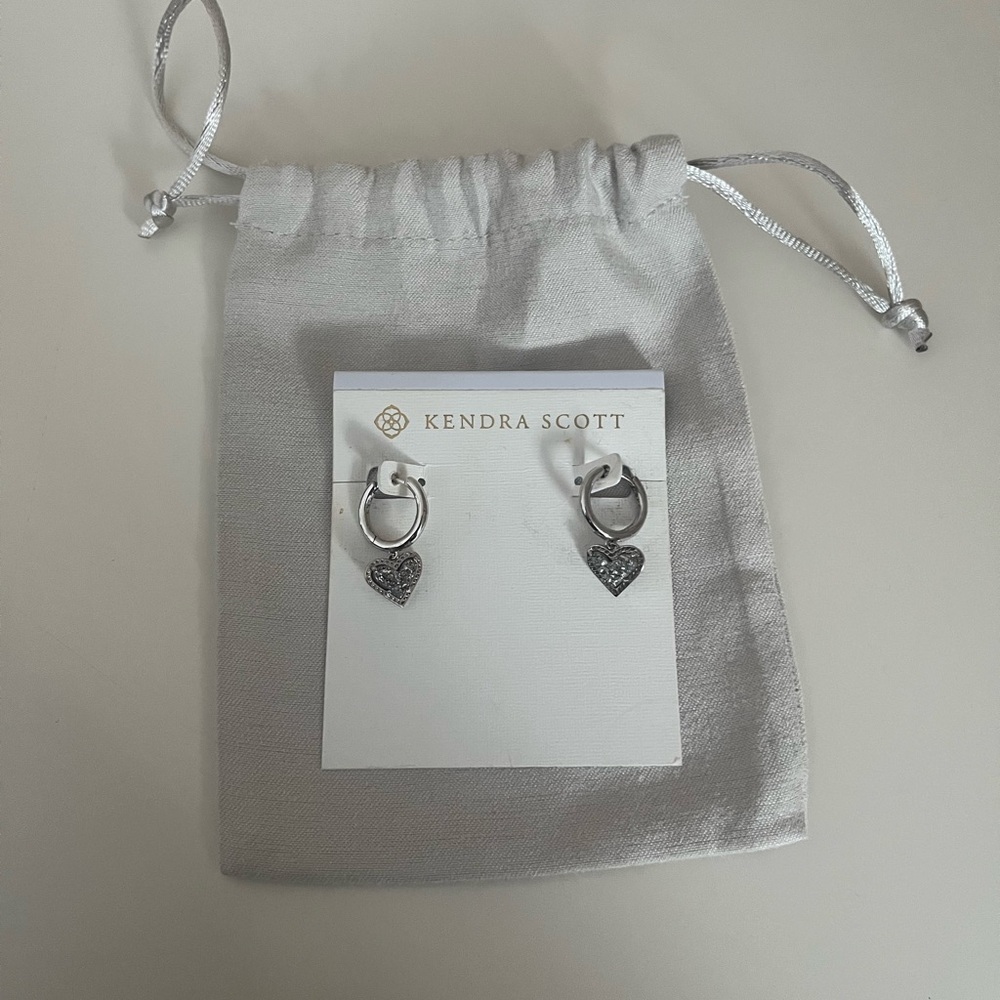 Kendra Scott Ari Heart Silver Huggie Earrings